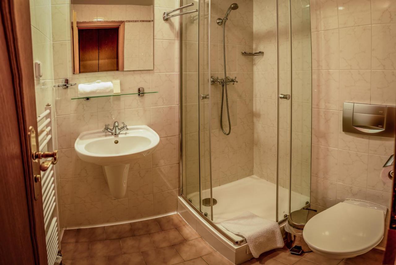Hotel Brixen Havlíčkŭv Brod Dış mekan fotoğraf