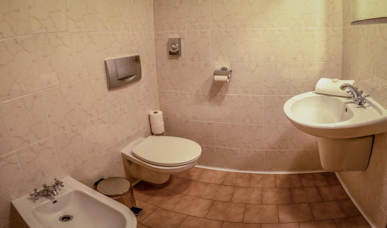 Hotel Brixen Havlíčkŭv Brod Dış mekan fotoğraf