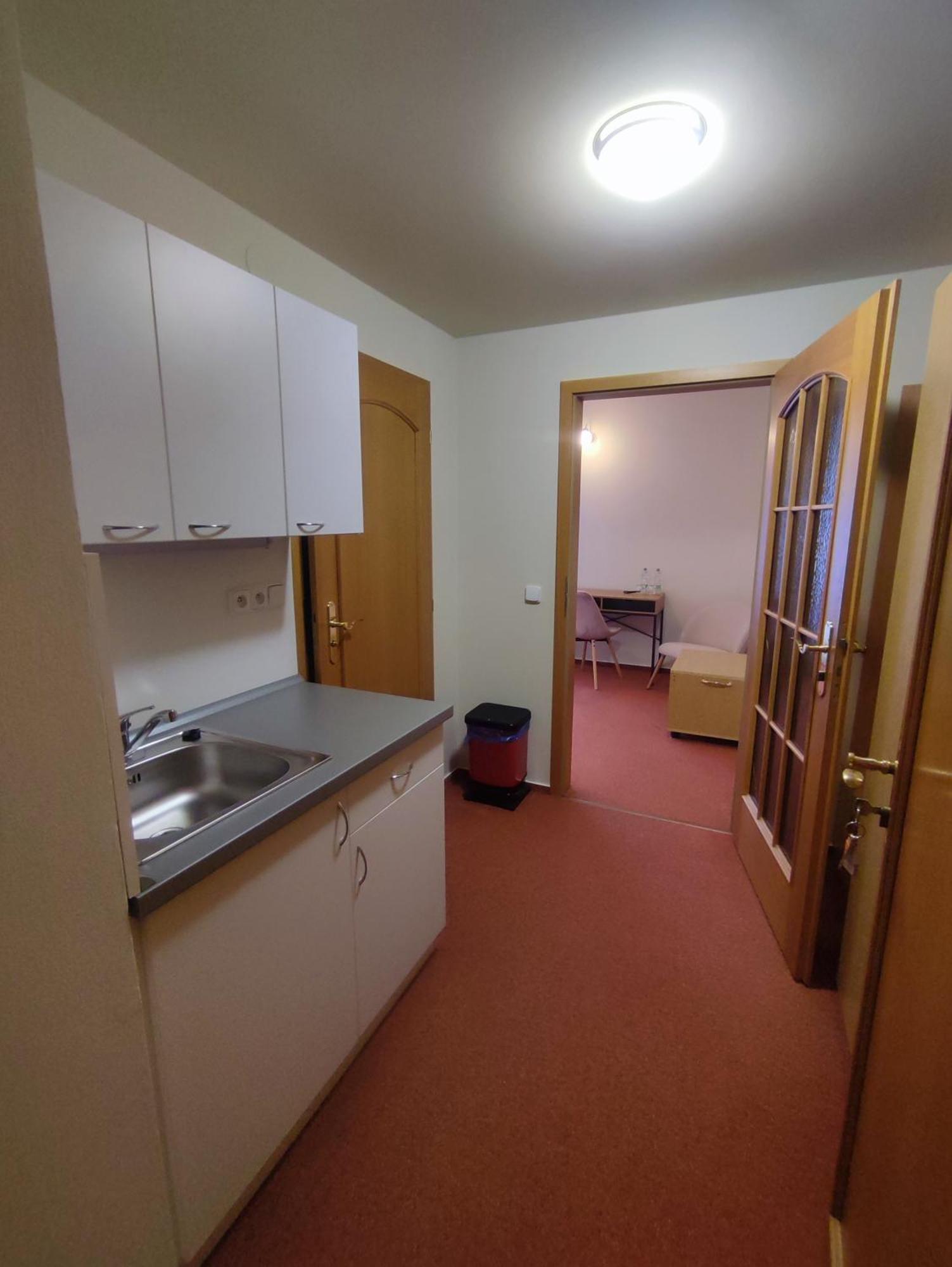 Hotel Brixen Havlíčkŭv Brod Dış mekan fotoğraf