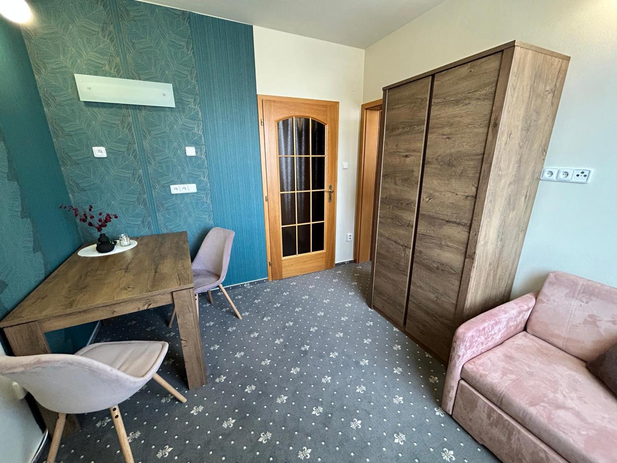 Hotel Brixen Havlíčkŭv Brod Dış mekan fotoğraf